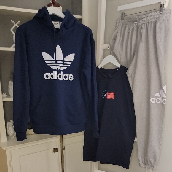 Mens Adidas Navy Hoodie Short Sleeve Joggers Set Size Medium - Picture 2 of 8